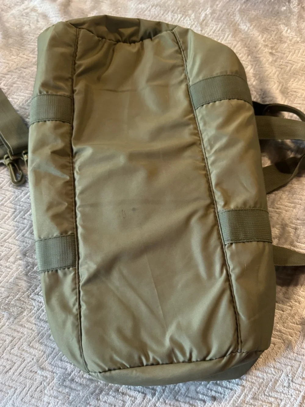 Champion Olive Green Duffel Gym Bag Floral Logo Travel Weekender - Picture 8 of 10